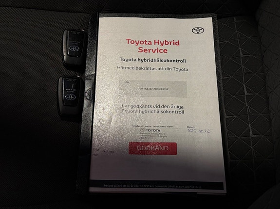 Toyota C-HR 27 of 28