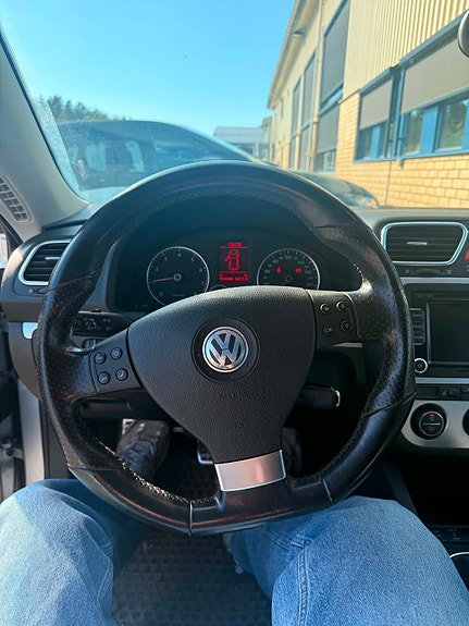 Volkswagen Scirocco 8 of 8
