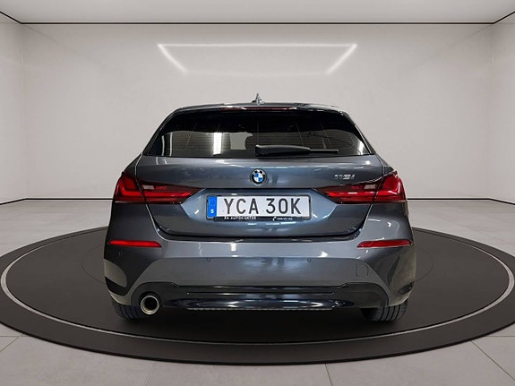 BMW 118i 24 of 24