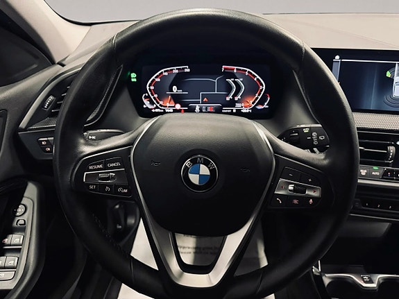 BMW 118i 15 of 24