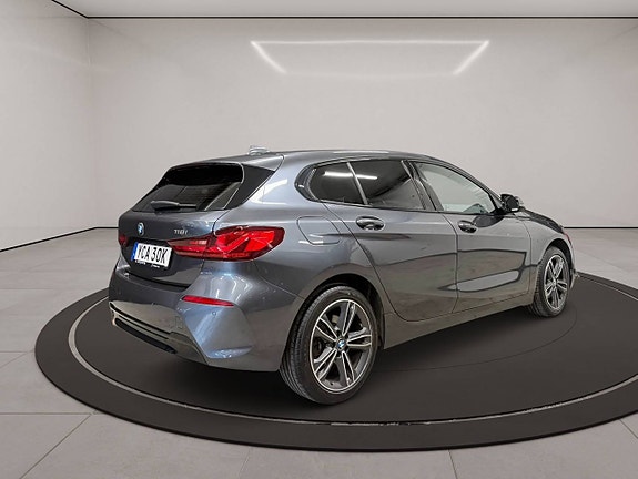 BMW 118i 23 of 24