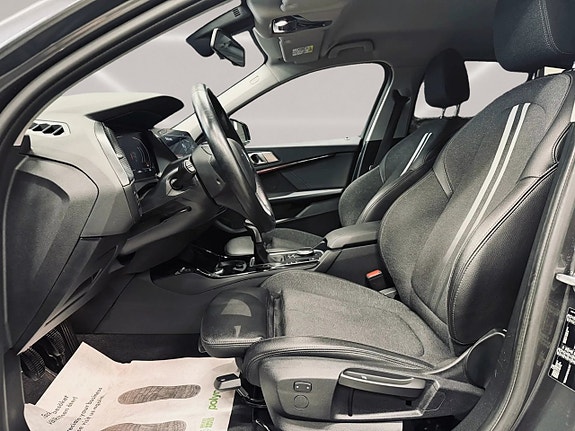 BMW 118i 12 of 24