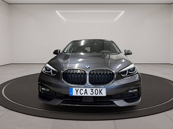 BMW 118i 5 of 5