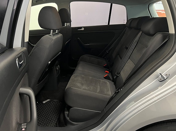 Volkswagen Golf Plus 12 of 26