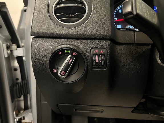 Volkswagen Golf Plus 23 of 26