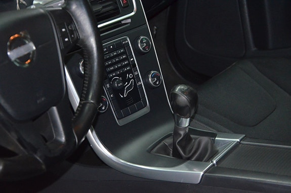 Volvo S60 5 of 5