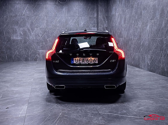 Volvo V60 6 of 27
