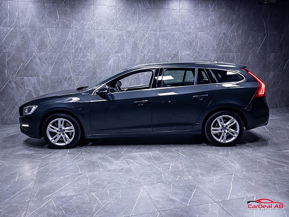 Volvo V60 4 of 27