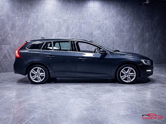 Volvo V60 8 of 27