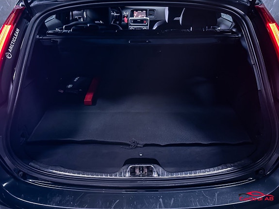 Volvo V60 17 of 27