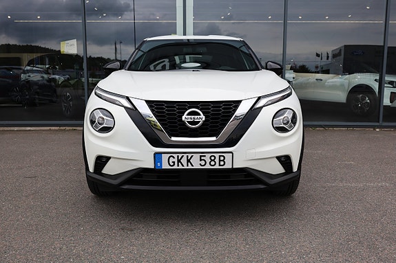 Nissan Juke 2 of 5