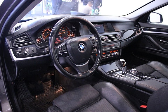 BMW 520d 13 of 30