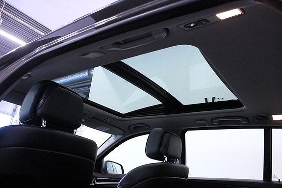 BMW 520d 11 of 30