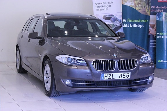 BMW 520d 4 of 5