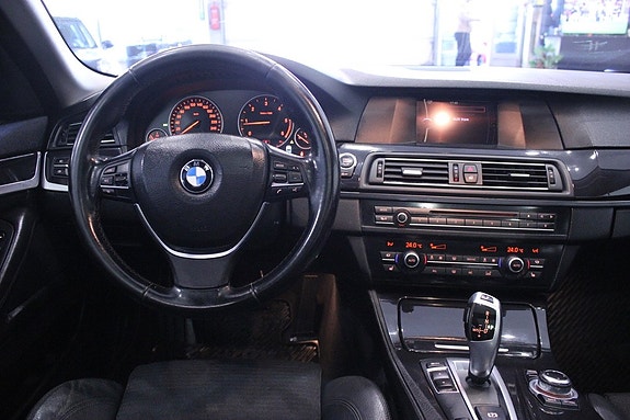 BMW 520d 14 of 30