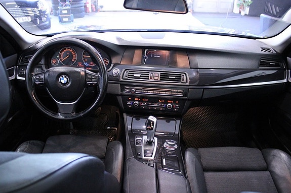 BMW 520d 15 of 30
