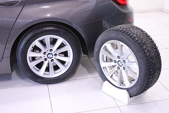 BMW 520d 25 of 30