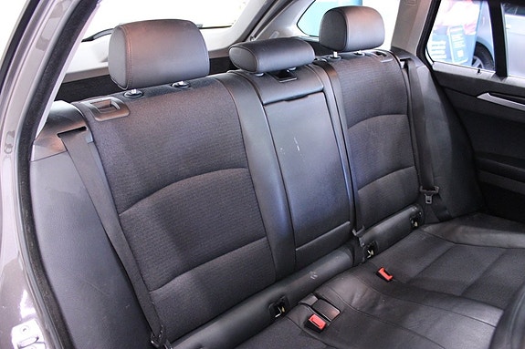 BMW 520d 19 of 30