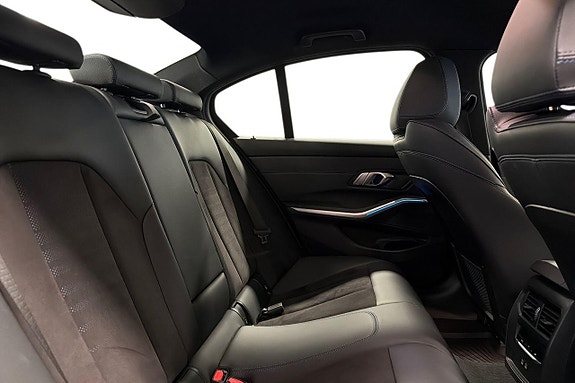 BMW 330e 7 of 18