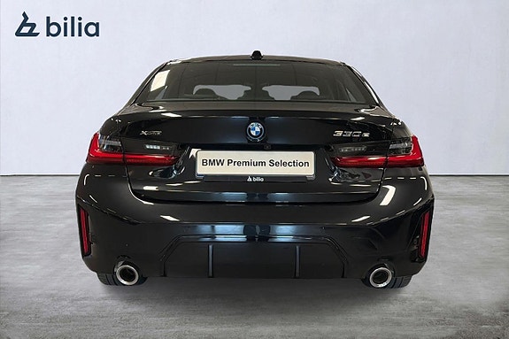BMW 330e 4 of 18