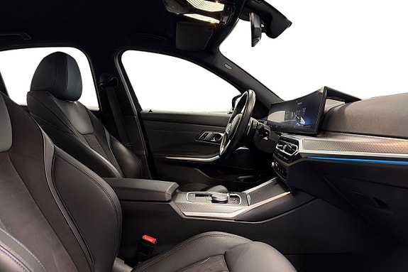 BMW 330e 6 of 18