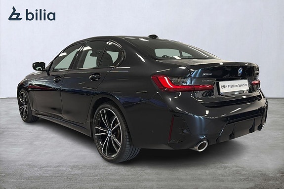BMW 330e 2 of 18