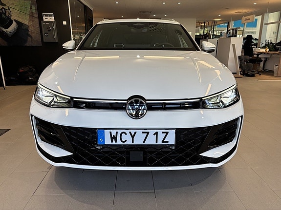 Volkswagen Passat 3 of 5