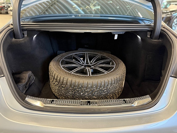 Mercedes-Benz S500 5 of 5