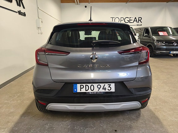 Renault Captur 4 of 5