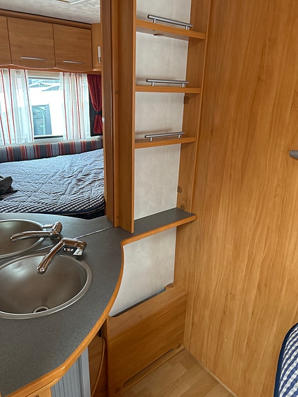 Adria Adora 562 UP 5 of 11