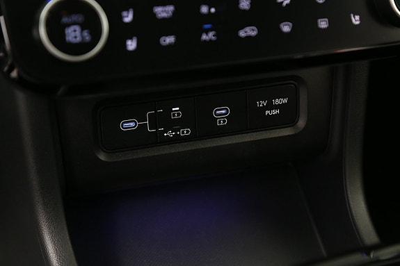 Hyundai Tucson 18 of 22