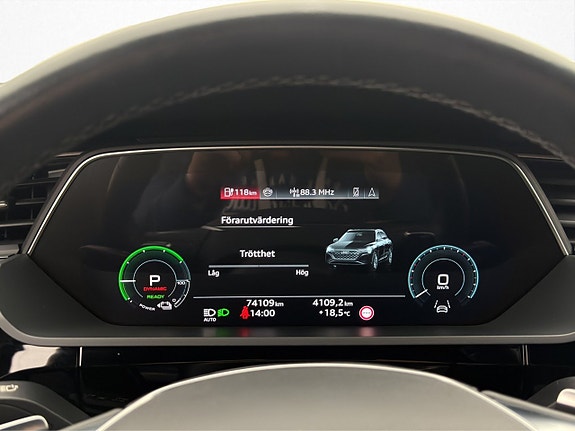 Audi Q8 15 of 30