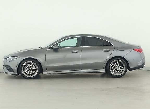 Mercedes-Benz CLA180