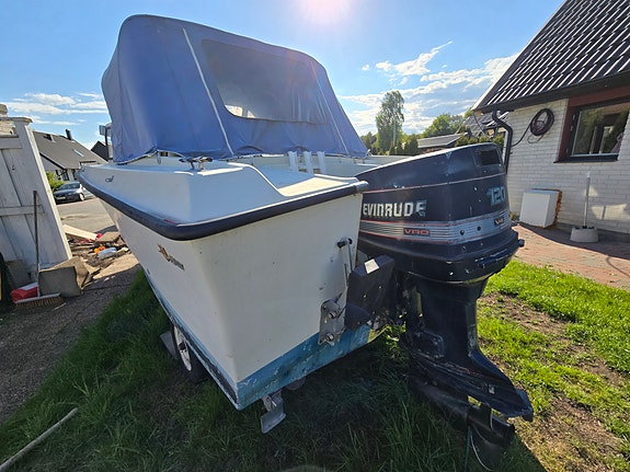 Fjord HT – Norsk kvalitetsklassiker med 120 hk V4 | Trailer + 4 hk reservmotor 3 of 5