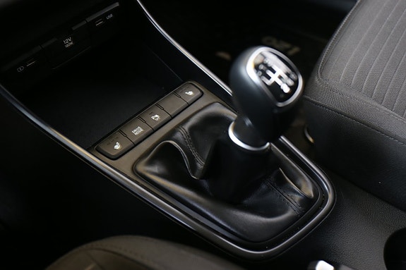 Hyundai i20 13 of 19