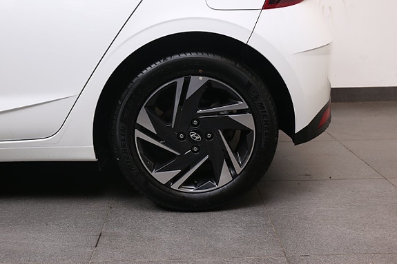 Hyundai i20 3 of 5