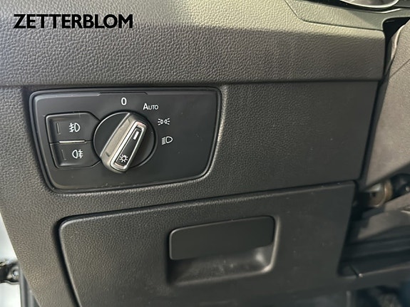 Volkswagen Passat 15 of 19