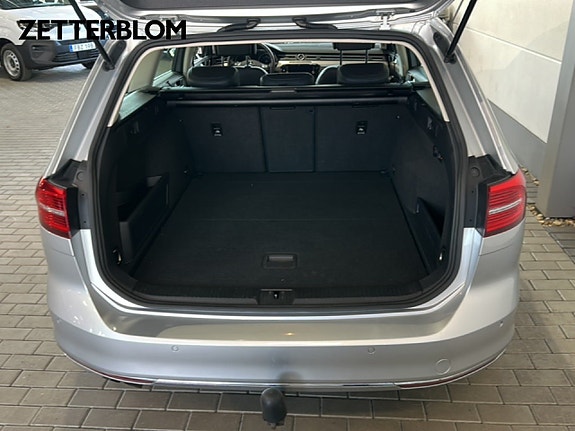 Volkswagen Passat 6 of 19
