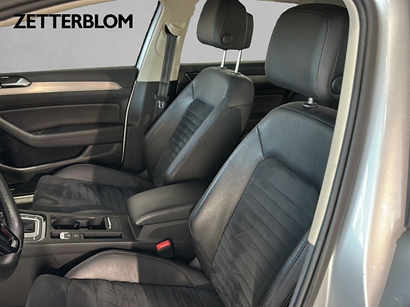Volkswagen Passat 7 of 19