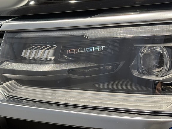 Volkswagen Amarok 6 of 10
