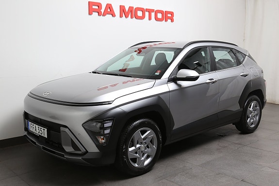 Hyundai Kona 2 of 5