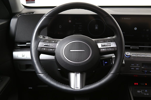 Hyundai Kona 14 of 25