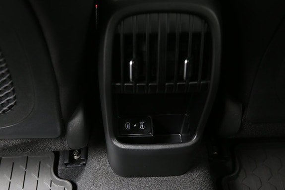 Hyundai Kona 15 of 25