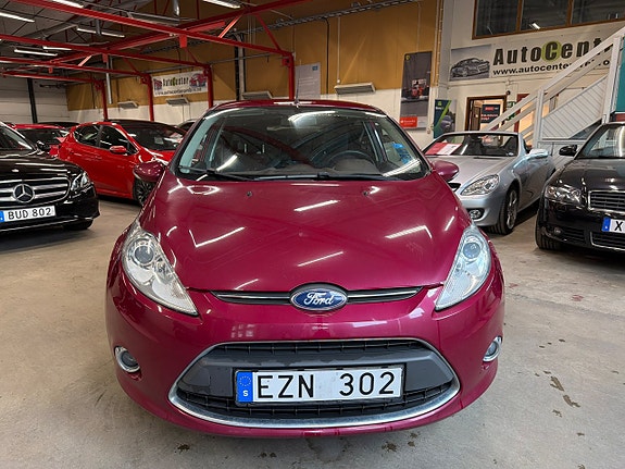Ford Fiesta 2 of 10