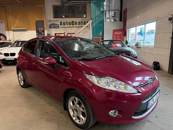 Ford Fiesta 3 of 10