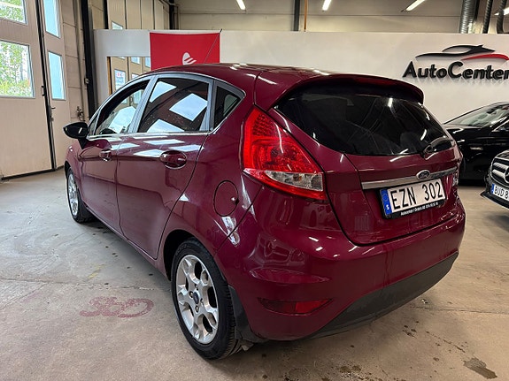 Ford Fiesta 7 of 10