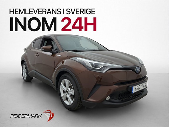 Toyota C-HR 3 of 5