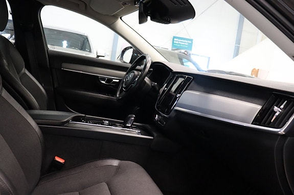 Volvo V90 Cross Country 12 of 29