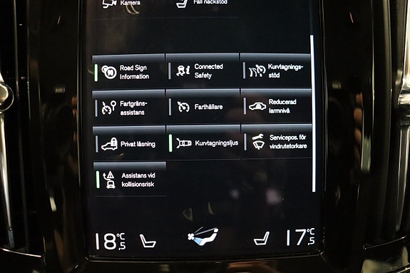 Volvo V90 Cross Country 23 of 29