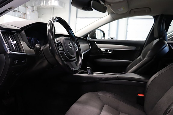 Volvo V90 Cross Country 11 of 29